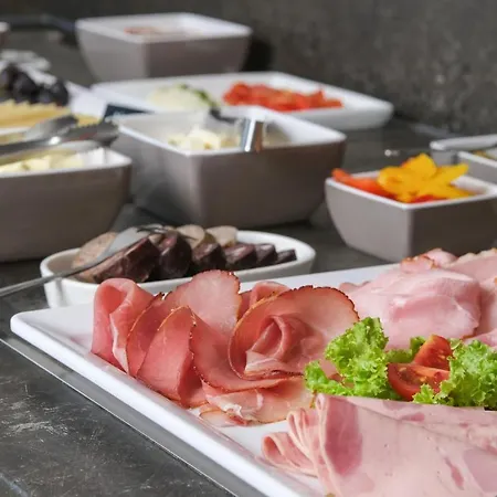 Hotell 2theimat - & Restaurant 4*