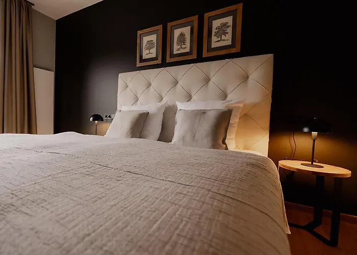 2theimat - & Restaurant מלון 4*