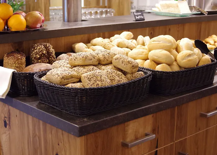 2theimat - & Restaurant מלון 4*